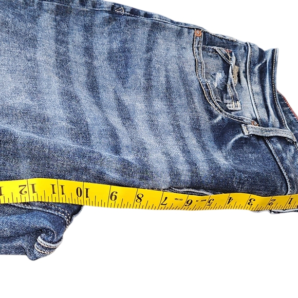 Maurices Boyfriend Vintage Wash Tappered Leg Distressed Mid Rise 14 - Picture 4 of 6